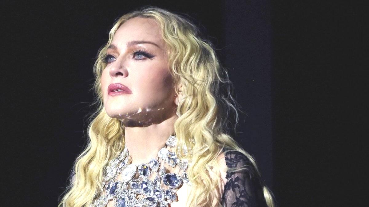 Donald Trump seçimleri kazanınca Madonna deliye döndü!