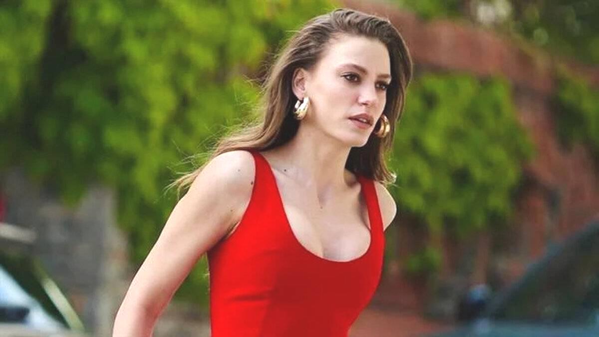 Mert Demir’e gelen tenkide Serenay Sarıkaya’dan cevap!