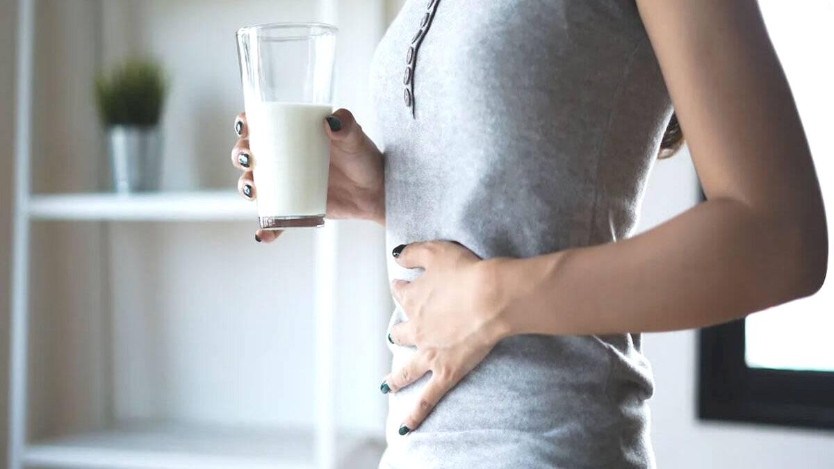 Karın ağrısı, mide bulantısı… Sütü sindiremediğinizi gösteren 6 işaret!