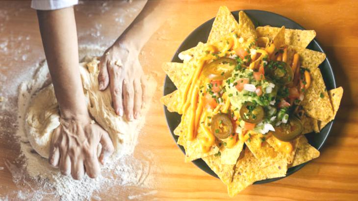 Fırında 5 dakikada eriyor! En iyi nachos için kat kat dizin: Protein olmak zorunda