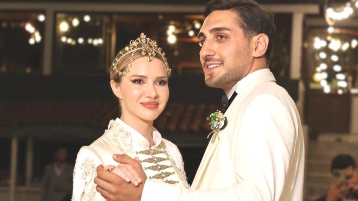 2 yıl sonra düğün yaptı! Romanyalı şarkıcı Otilia ile Yalovalı eşinin mutlu günü