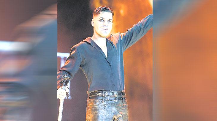 ‘Çift kemer’ göndermesi