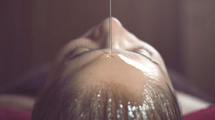 Cilde faydalı sanıyorsunuz ama zarar veriyor! Doğal diye güvenmeyin, sivilce yapıyor