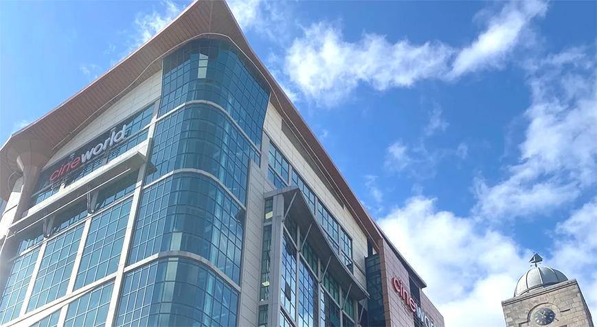 Dünyanın en yüksek sineması kepenk indiriyor