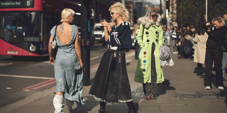 Londra Moda Haftası’nda Gözümüze Çarpan Sokak Görünümleri