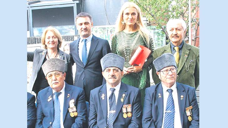 Cumhuriyet ruhu kıyafetlerinde