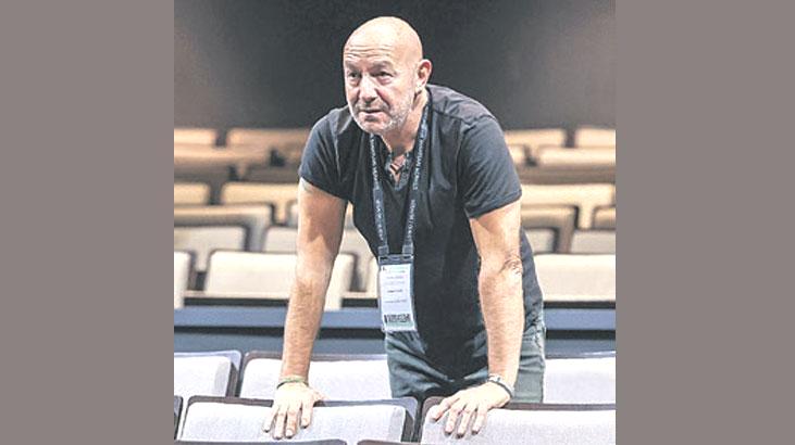 İlk kez oyun yönetiyor