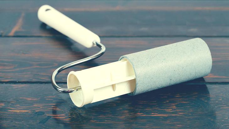 Kırılan camları bile şıp diye yalayıp yutuyor! Her evin gizli kahramanı bu rulo