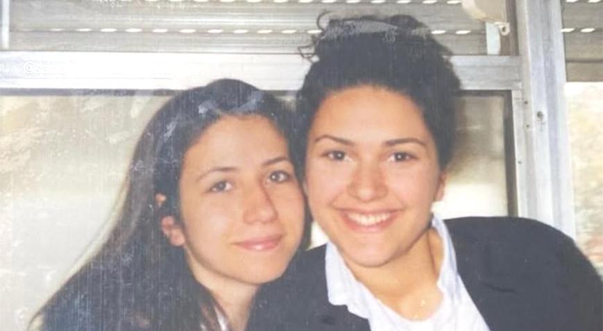 Lise hatırası gündem oldu: Bergüzar Korel hiç değişmemiş