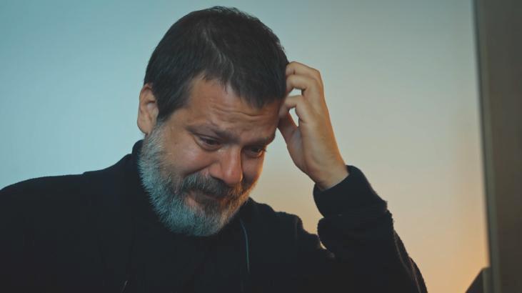 Arka Sokaklar’da yürek burkan anlar! Ali, gözyaşlarına boğuluyor