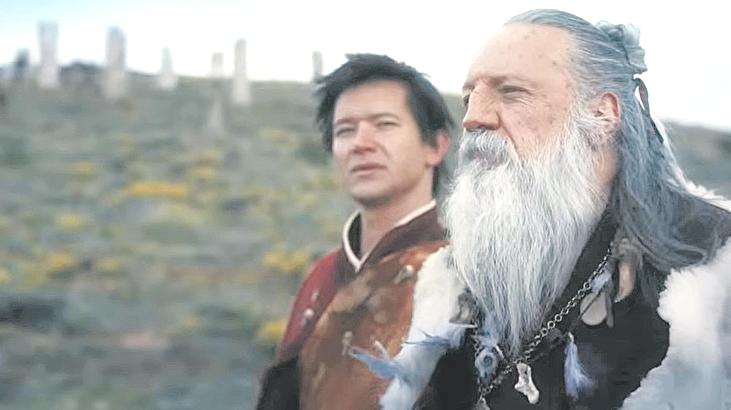 Birlik temaları üzerinden anlatıyor