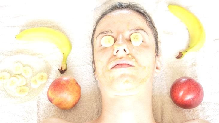 Cildi sıkılaştırıp, tazeliyor! Evde kolayca hazırlanan basit maske