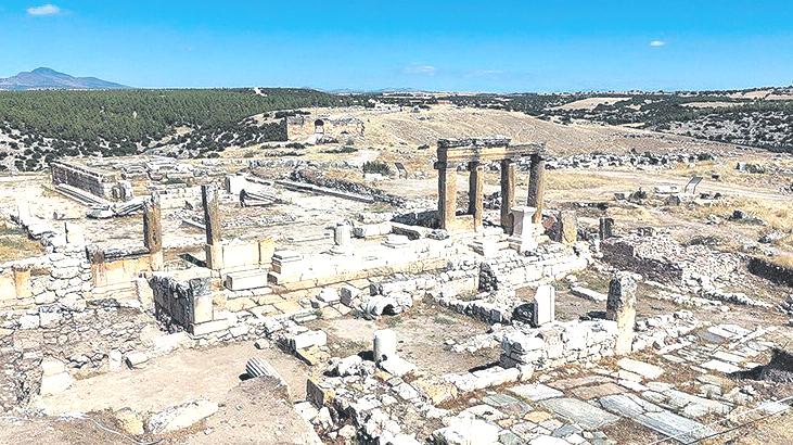 Blaundos’ta stadyum yükseliyor