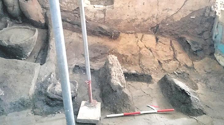 Köleler sofrada daha özgürmüş