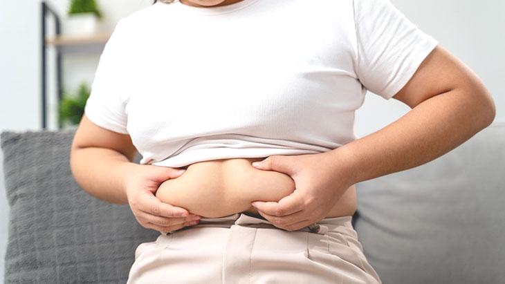 Menopozda en çok yağlanan bölge! 7 adımı takip edin, kiloyu yönetin