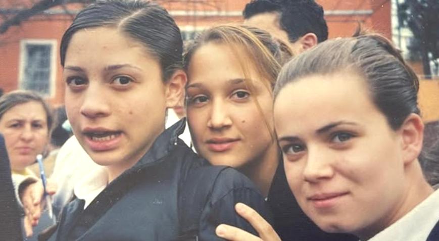 Resimdeki ünlüyü tanıdınız mı? ‘Hey gidi…’ diyerek paylaştı