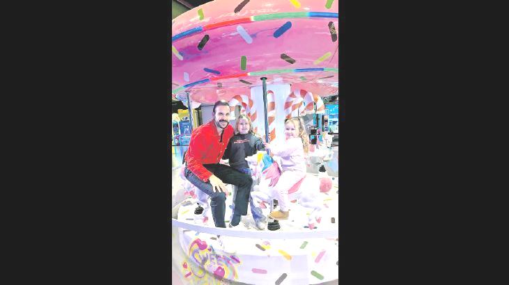 Çocuklarıyla çocuk oldu