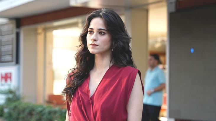 Sedef’in maskesi aralanıyor