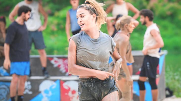 Survivor Almeda Baylan’dan imalı paylaşım! ‘Kimse masum aile çocuğunu oynamasın’