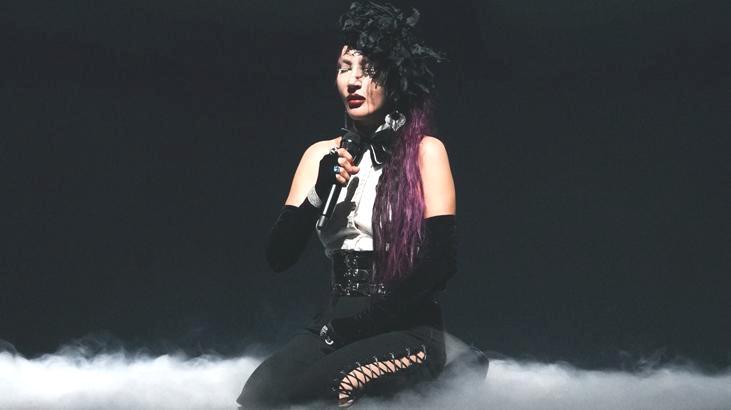 Yoğun talebe üçüncü konser jesti