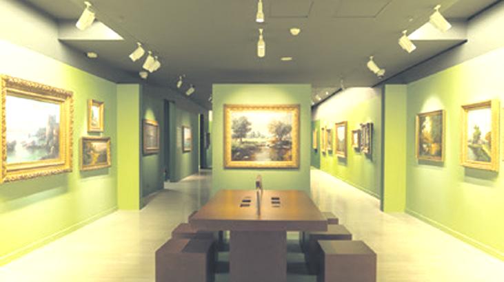 Yeni seçkisiyle ziyaret açıldı