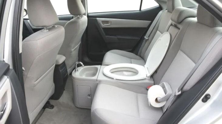 Arabanın içinde olur mu demeyin! Patenti alındı, tuvalet entegre ediliyor