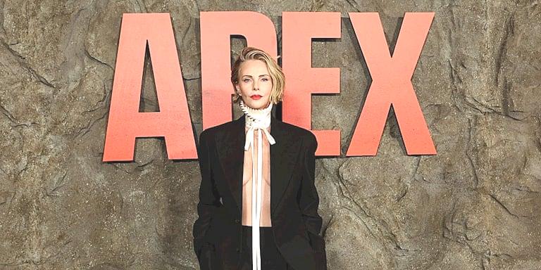Charlize Theron’dan Dikkat Çekici Stil Hamlesi