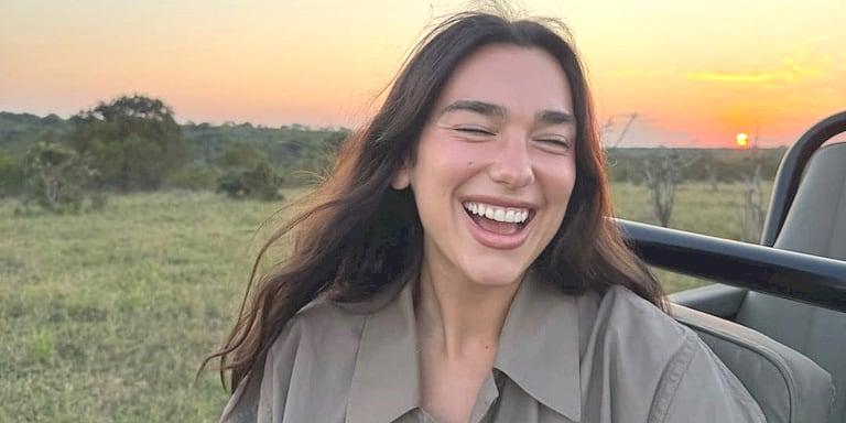 Dua Lipa’dan İlhamla: Gözümüze Çarpan 5 Trençkot