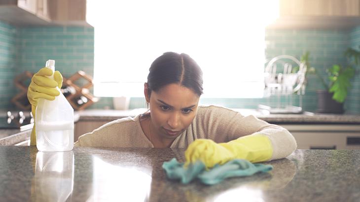 Ev işini akşam saatlerine bırakanlara dikkat! Çamaşırı kurutmada bırakmak en büyük hata
