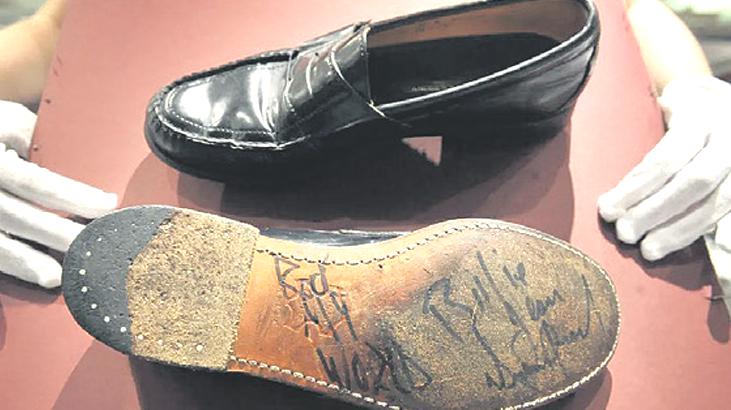 Michael Jackson’ın makosenleri satılıyor