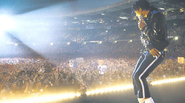 ‘Michael’dan tarihi rekor