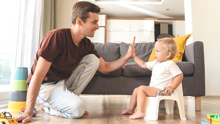 Tuvalet eğitimi, yaştan bağımsız! Çocuğunuz hazır olduğunda bazı sinyaller veriyor
