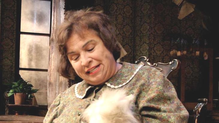 Usta sanatçıdan acı haber: Feyha Çelenk hayatını kaybetti!