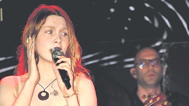 ‘Yeni bir Aleyna doğuyor’