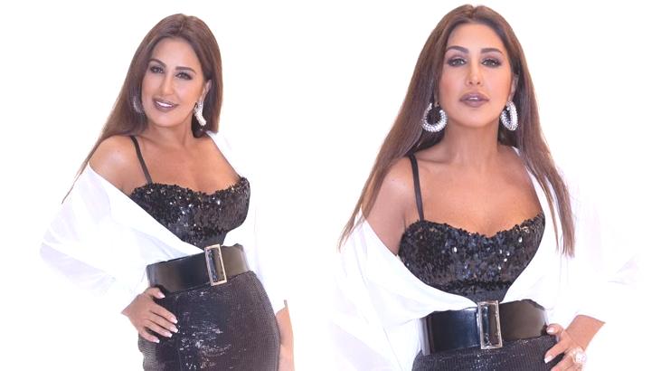 Yıllara meydan okuyor! 71 yaşındaki Nükhet Duru fiziğiyle dikkat çekti