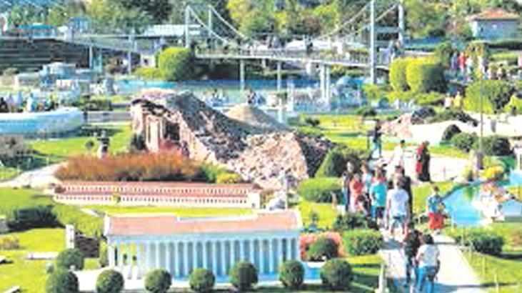 Miniatürk’te bahar festivali
