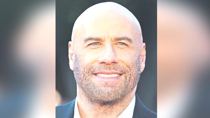 Travolta uçuş tutkusunu çekti