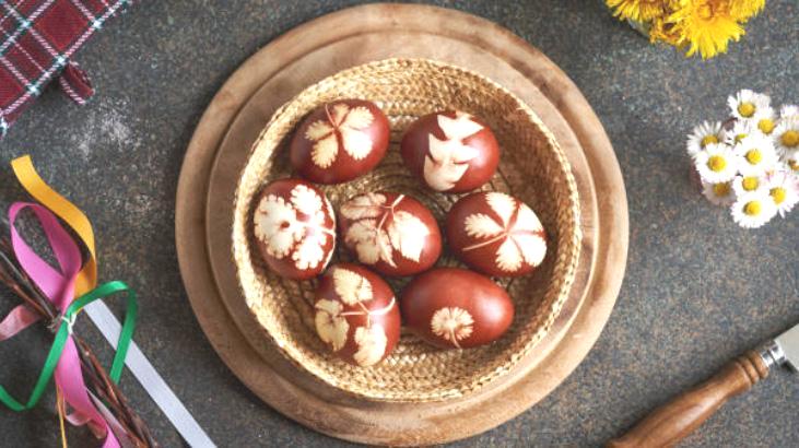 Yumurtayı sevmeyen bile dayanamıyor! Her Nevruz yapılır: Soğan kabuğu yetiyor