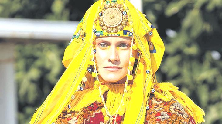 Antalya’da moda şov
