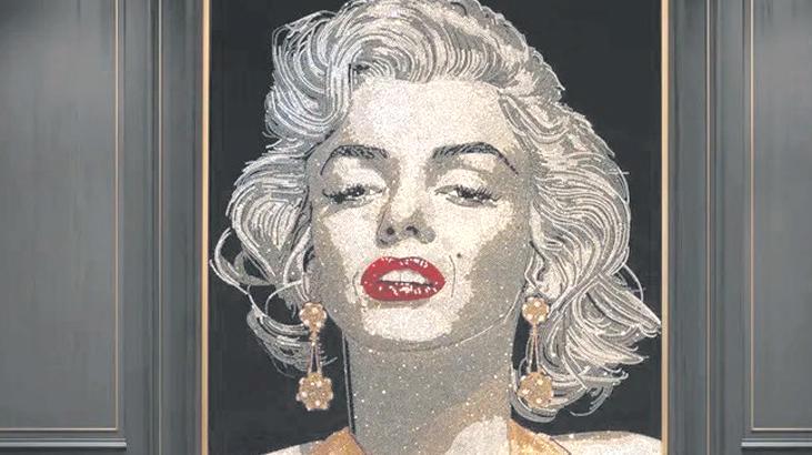 Marilyn Monroe’ya ışıltı yakışır