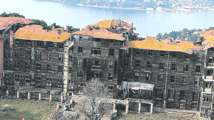 Yetimhane’de restorasyon başladı